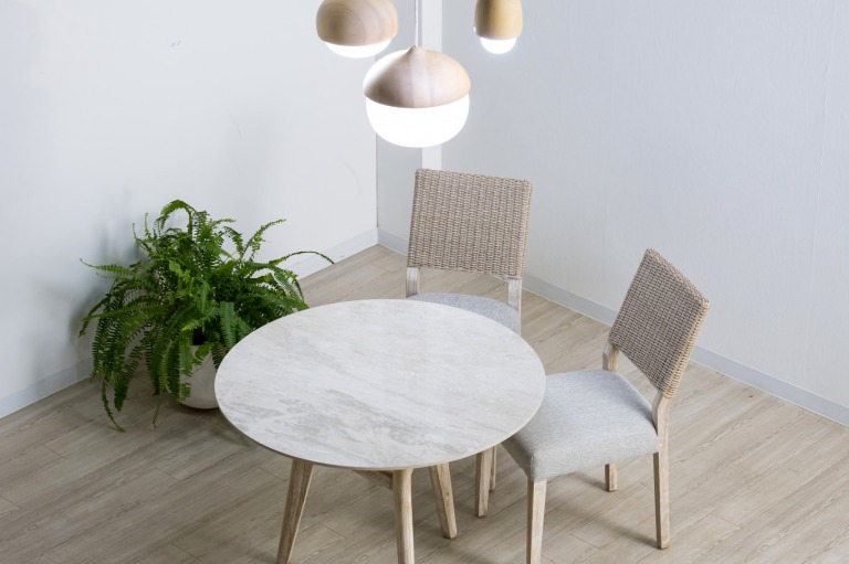 バリ直輸入の外家具を揃える際のコツ ローテーブル・サイドテーブルの 